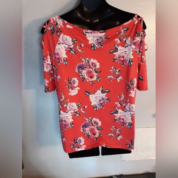 Loralette red floral open shoulder blouse - Picture 4 of 5